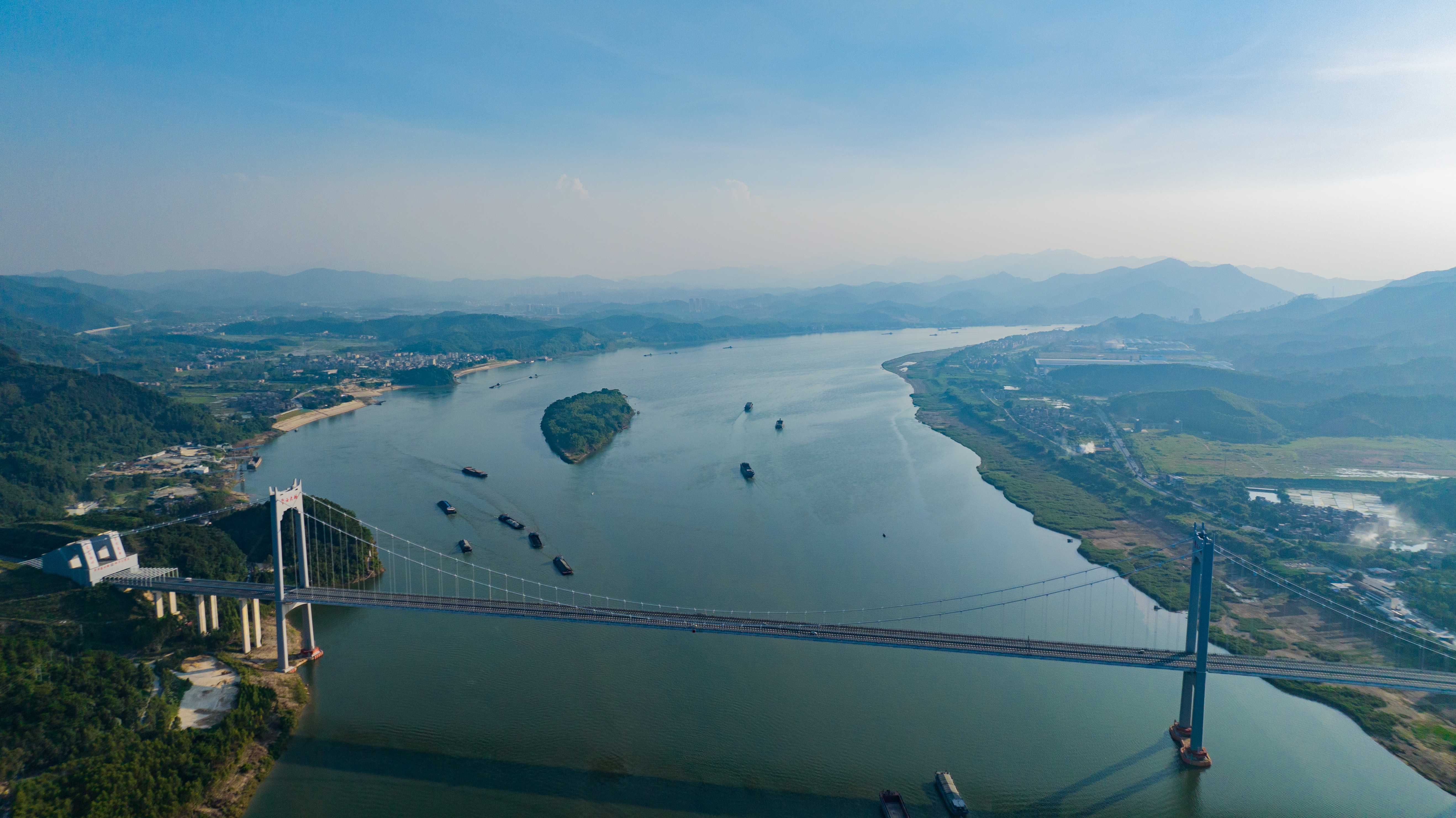 梁玉莉到都楊鎮(zhèn)調(diào)研“百千萬(wàn)工程”、項(xiàng)目建設(shè)等工作 堅(jiān)定信心 攻堅(jiān)克難 全力推動(dòng)“百千萬(wàn)工程”出特色 出亮點(diǎn) 出成效